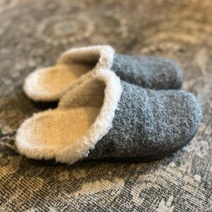 Born Zoe Wool & Faux Fur Slipper 7